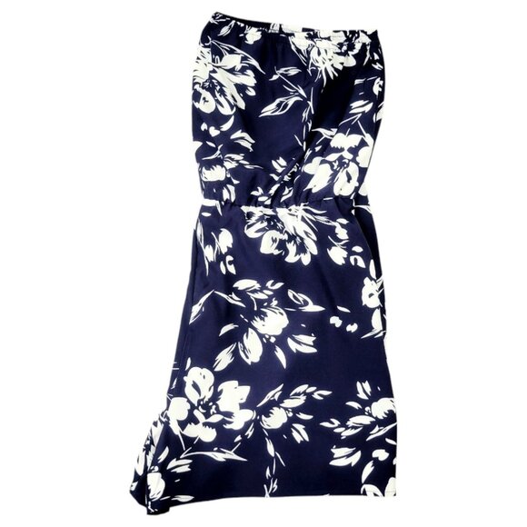 Womens Plus XXL Navy Blue Hawaiian Floral Romper – Trendy Tube Top with Shorts - Picture 9 of 12
